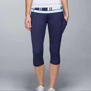 Lululemon Run: A Marathon Crop II in Cadet Blue